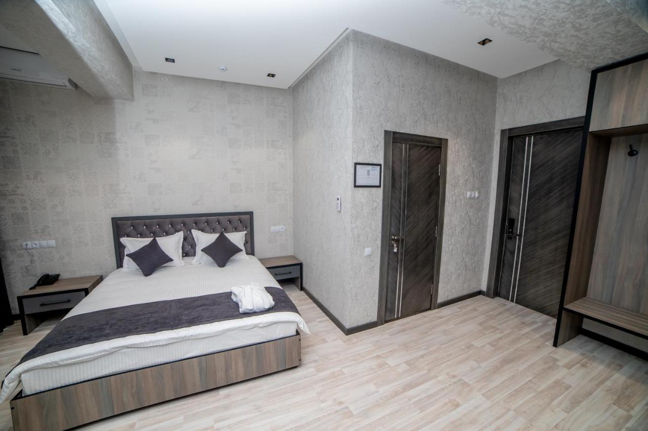 Hotel New York Tachkent Extérieur photo
