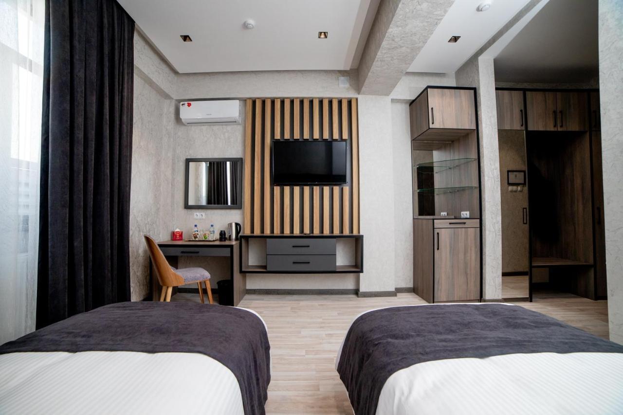 Hotel New York Tachkent Extérieur photo